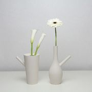 �Ԃт�̂悤�ȁA�������̂悤�Ȃ����܂��ȉԊ�hblur vase�i�u���[�x�[�X�j�h