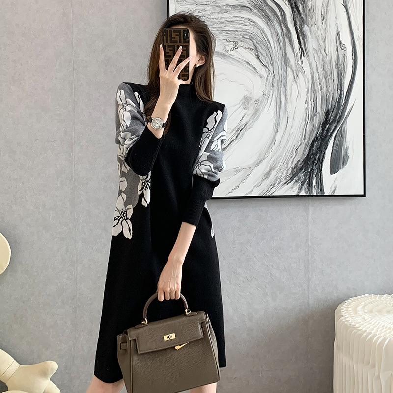 M～3L★ゆったり　オシャレニット 上品感 可愛い花柄　ドルマンスリーブニットワンピース