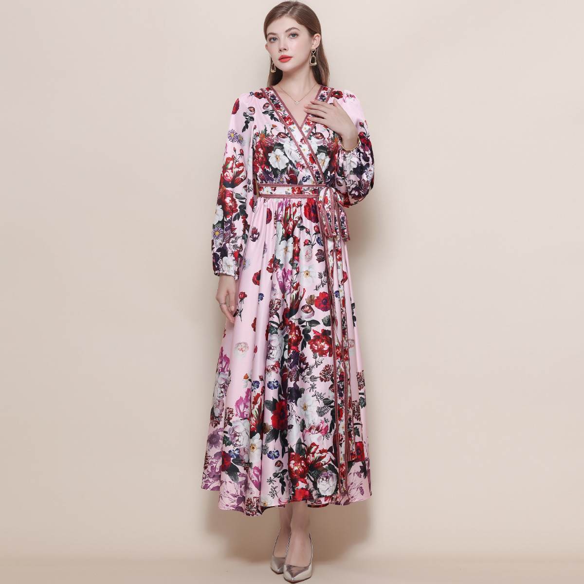 2026新作★出かけ パーティー   上品感カシュクール 可愛い長袖パフスリーブ花柄ロングワンピース