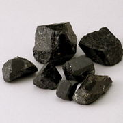 ☆トルマリン鉱石（クロ結晶石）１ｋｇ