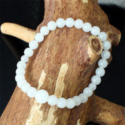【ご紹介します！天然貴石を使用した女性用腕輪念珠（数珠）！ブレスやお守りに！】人気のホワイトオニキス