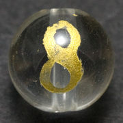 【彫刻ビーズ】水晶 8mm (金彫り) 数字「8」 (縦穴)