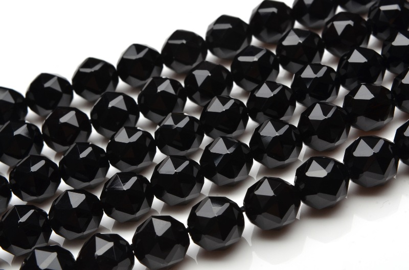 モリオン黒水晶 スターカット　10mm　１連（約３８ｃｍ）_R5498-10