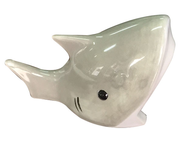 【お取り寄せ商品】陶器で作られた！「陶器ハウス　サメ」