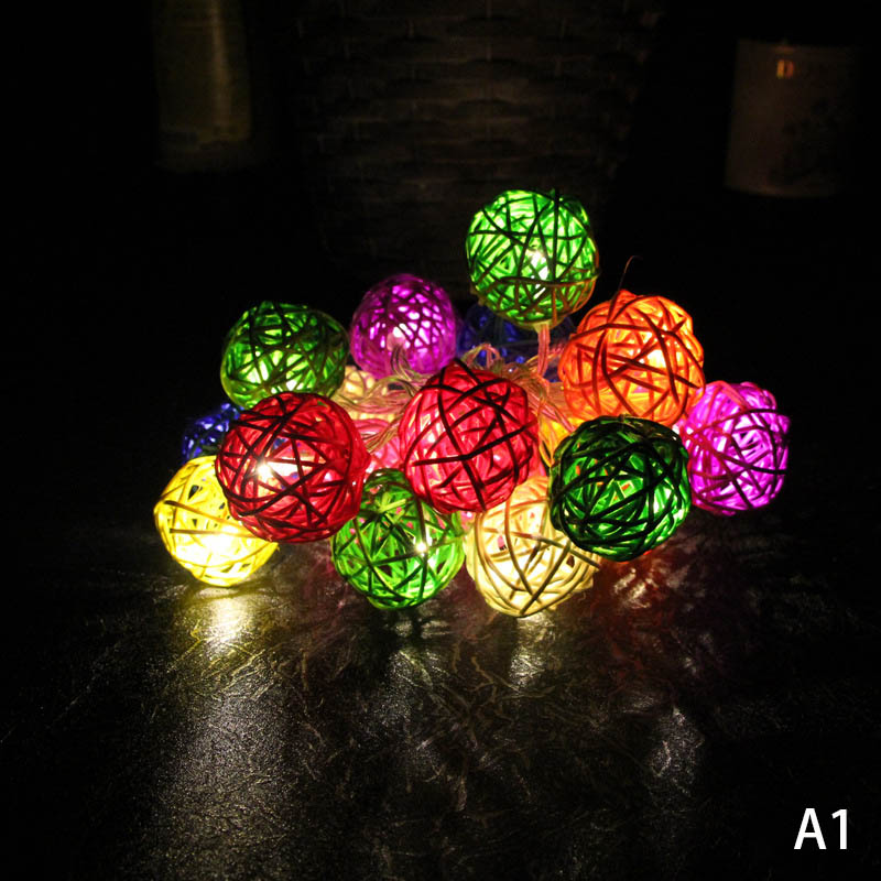 【一部即納】LEDボール状ライトツリー飾り モダンな雰囲気 間接照明 お正月 6色 乾電池式2.2m LED20球