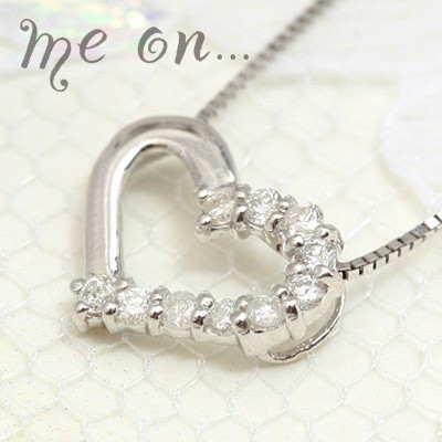 【me on...】オープンハート・10連ダイヤモンド・K18ホワイトゴールドネックレス