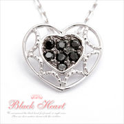 K10ホワイトゴールド[Black Heart]ブラックダイヤモンドネックレス
