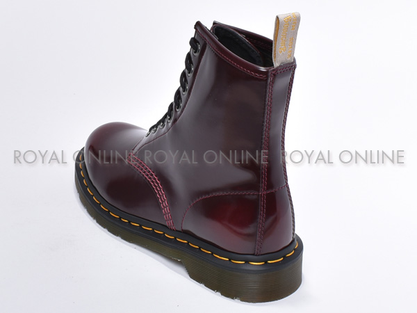 S ドクターマーチン ブーツ ビーガン 1460 8ホールブーツ チェリーレッド メンズ レディース ファッション雑貨 Royal Online 株式会社 ロイヤル 問屋 仕入れ 卸 卸売の専門 仕入れならnetsea