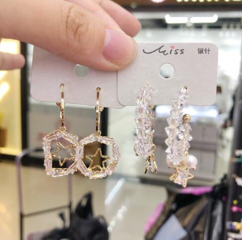 冬 イヤリング ピアス アクセサリー レディース ファッション雑貨 Juan 問屋 仕入れ 卸 卸売の専門 仕入れならnetsea