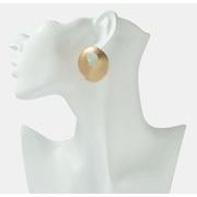 円形ピアス