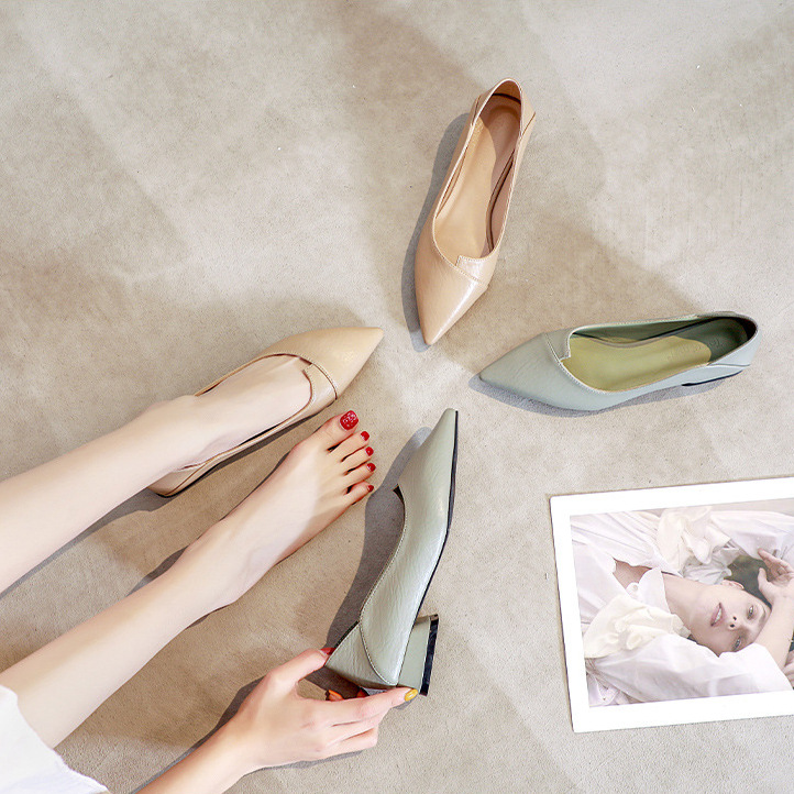 ウェッジソールサンダル チャンキーヒール オープントゥサンダルファッションサンダルスリッパ ストラップサンダル [Donahutt03] サンダル  レディース 厚底ミュール サボ 通気性 スリッパ オープントゥ 歩きやすい 痛くない おしゃれ 5CM Amazon 9cm 5cm 黒 [Donahutt03] レディース ストラップ サンダル グリッター ヒールサンダル 太ヒール チャンキー オープントゥ スエード