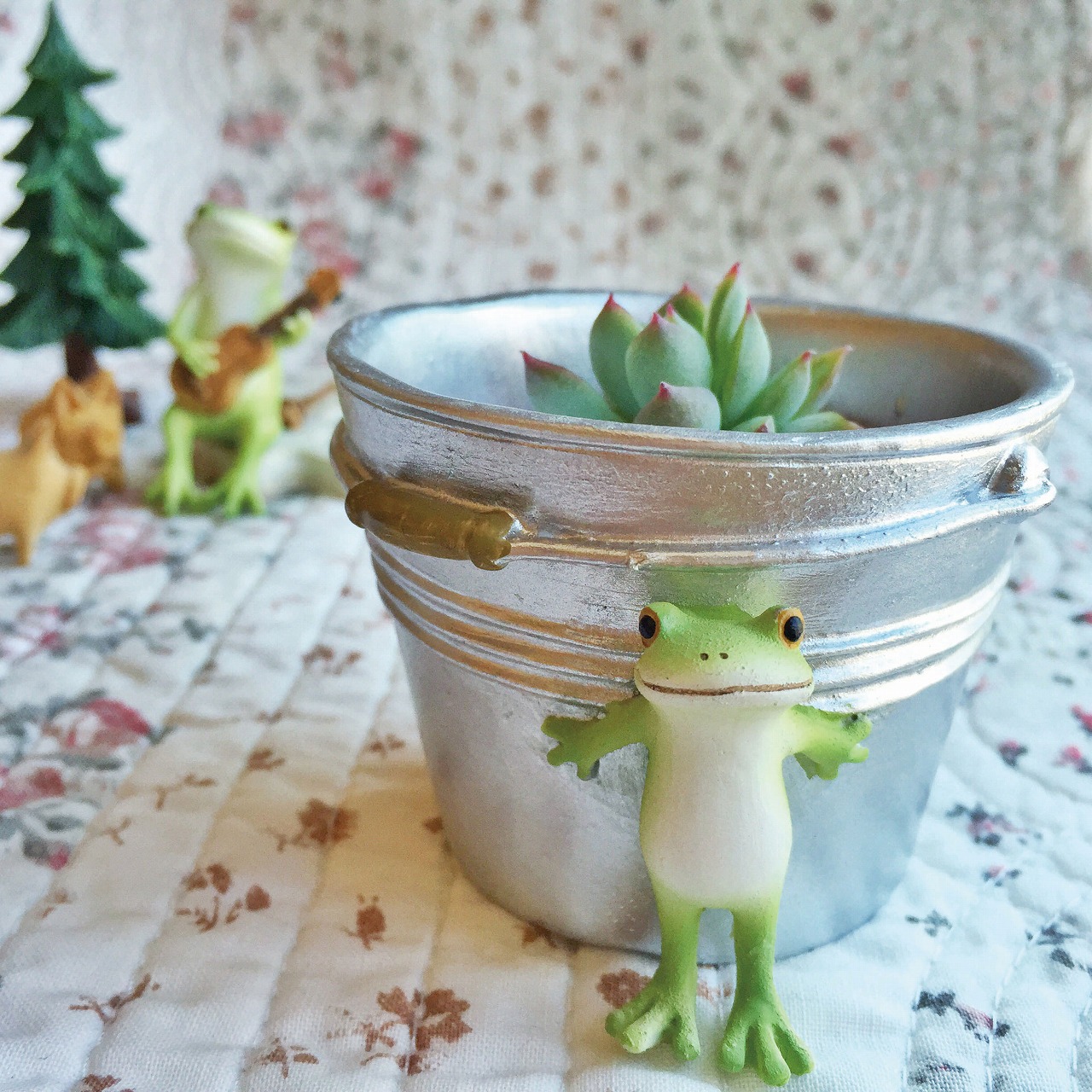 コポーカエルとバケツの小物入れ 70604 | 卸売・ 問屋・仕入れの専門