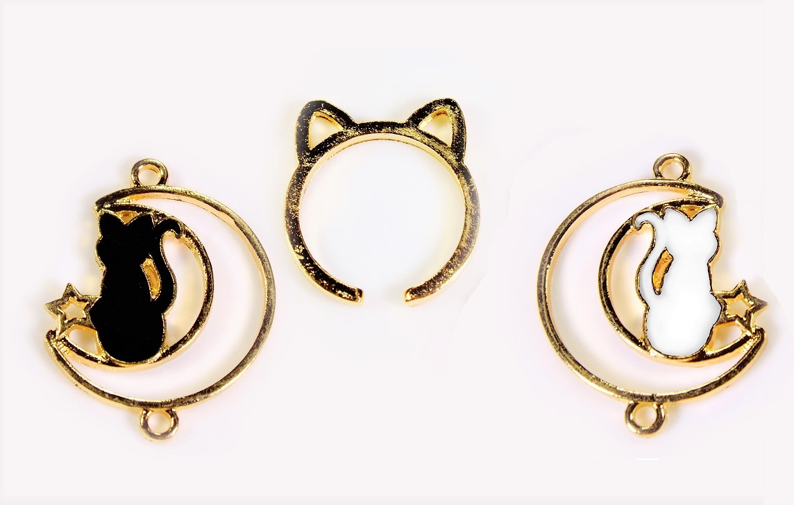 アンティークパーツ/猫雑貨/白黒猫のエポチャーム/トレンドパーツ猫の指輪/最安値保証