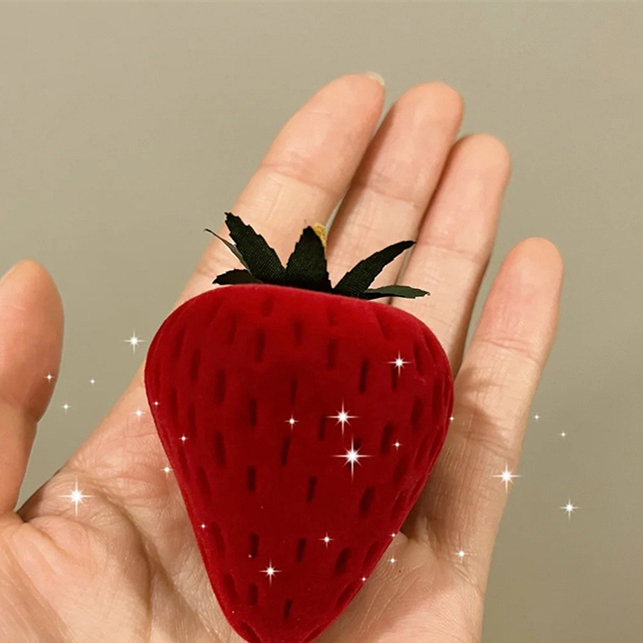 リングケース 指輪ケース イチゴ 可愛い ファッション | 卸売