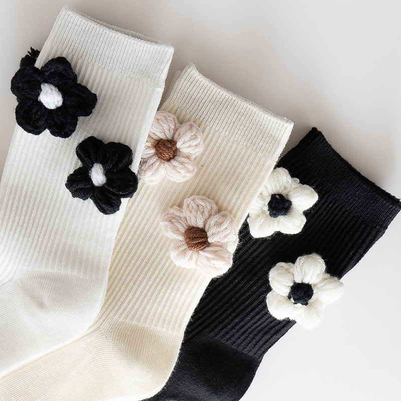 綿混ケーブル編み花柄デザインソックス