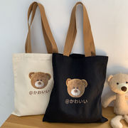 かわいいクマ キャンバスバッグ 女性用ショルダーバッグ 韓国風 大容量の学生のハンドバッグ