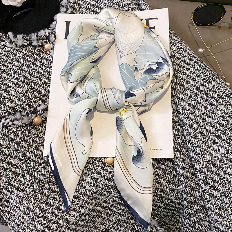 スカーフ　レディース　秋　レーヨン生地　花柄　韓国ファッション　 70*70cm　多機能