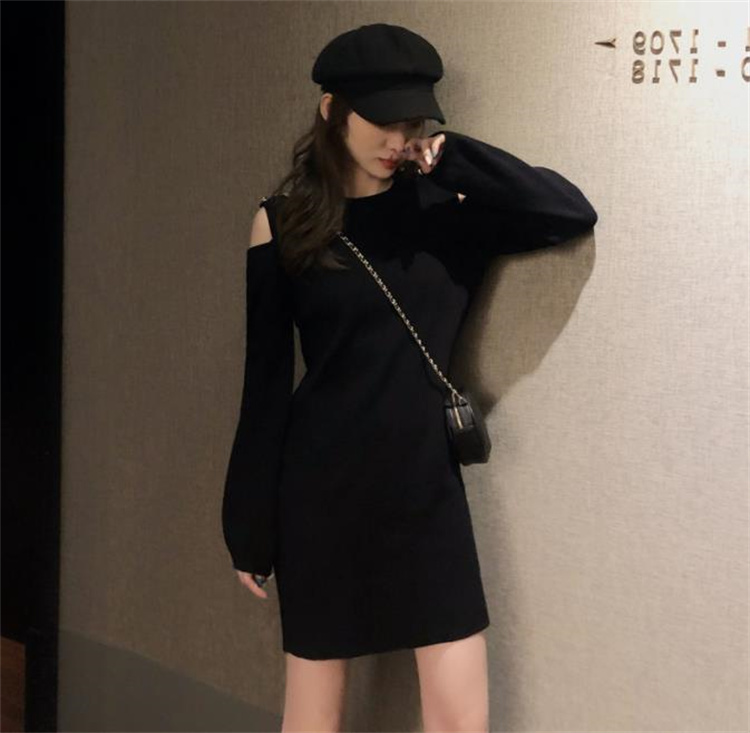 柔らかな雰囲気 韓国ファッション お出かけ ピュアカラー 肌にやさしい オフショルダー ミニスカート