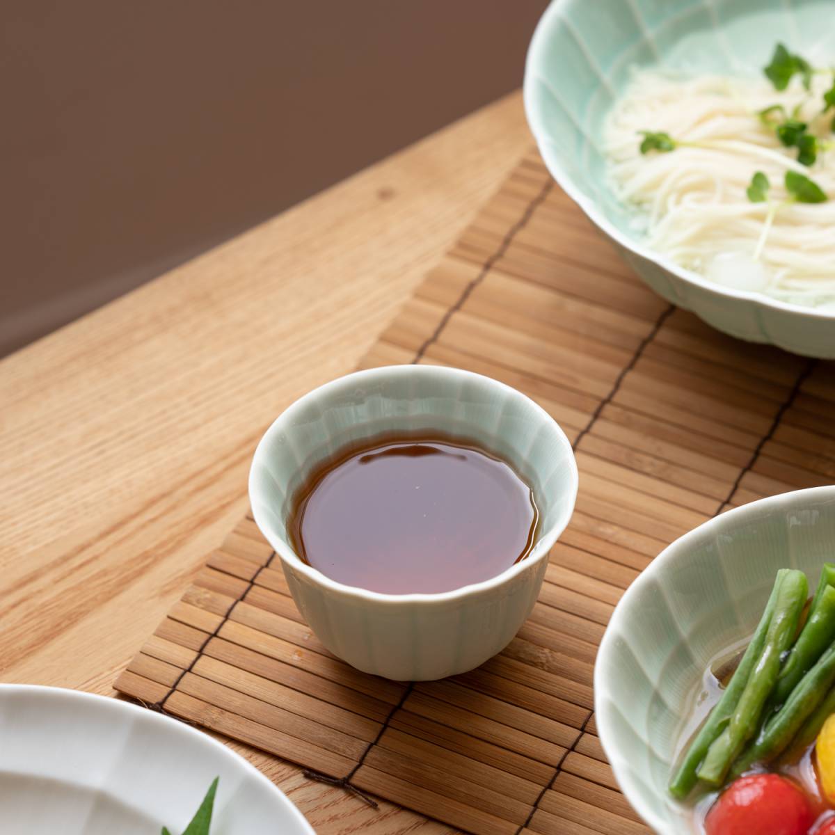深山(miyama.) suzune-すずね- 煎茶碗(姫鉢) 緑青磁[美濃焼]