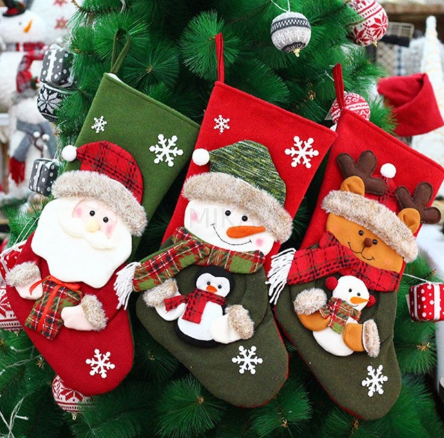クリスマス プレゼント袋 クリスマスツリー飾り   壁掛け  クリスマス靴下   ギフトバッグ  玄関飾り