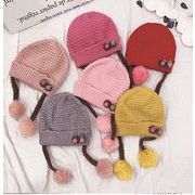 三つ編みがかわいいニット帽子
