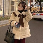 2022秋冬韓版新型菱形格厚めの子羊の毛のコートの小柄な上着の蝶結びのストールの女性