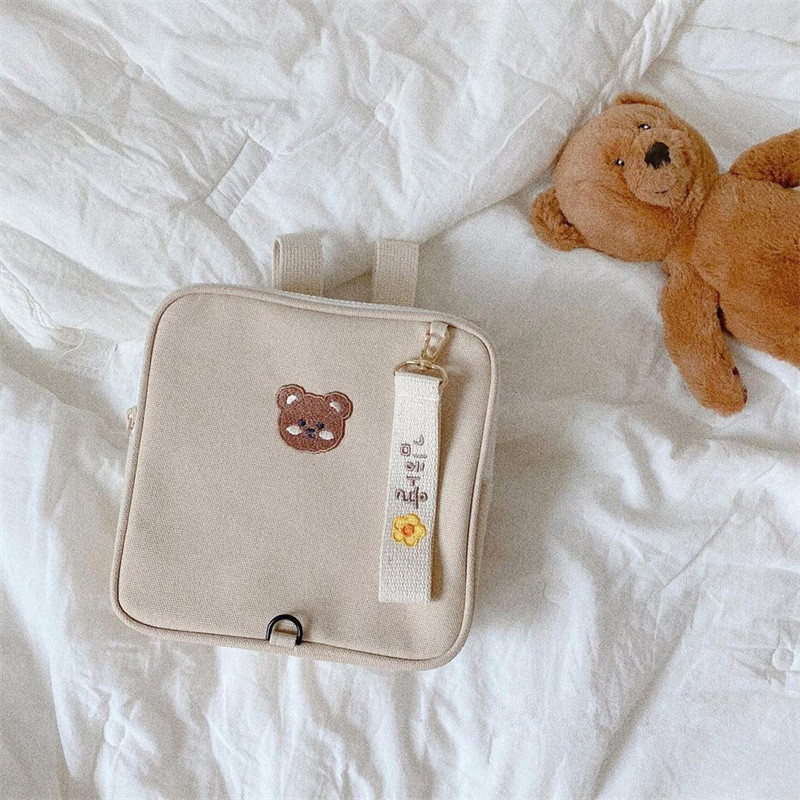 2023年春新作★子供バッグ INS人気商品★ベビー バッグ 可愛い 刺繍 くまちゃん　リュックサック