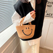 【バッグ】笑顔バッグ・ショルダーバッグ・草編みバッグ・手提げ鞄・かわいい