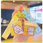 キーホルダー　アクセサリー　プレゼント　ギフト