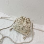 ins人気  子供用   子供バッグ  可愛い  収納バッグ   わらバッグ   ショルダーバッグ   わら編み   3色