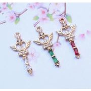 手芸DIY合金チャームアクセサリーパーツデコパーツデコ素材 DIYビーズパーツチェーンパーツ 3色