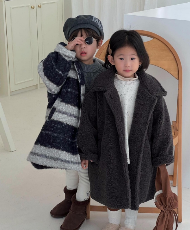 冬新作  韓国子供服    ベビー   キッズ服  トップス   コート  もふもふ  男女兼用  2色