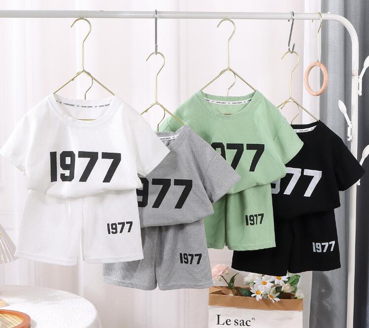 2023新品 子供服 半袖+ショートパンツ セットアップ 4色 80-150cm