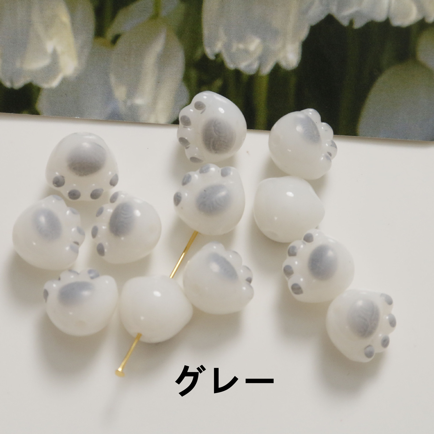 N1683 / カスタムボールペン 猫ちゃんビーズ 両面お花のレジンビーズ N1683 / カスタムボールペン 猫ちゃんビーズ 両面お花のレジンビーズ