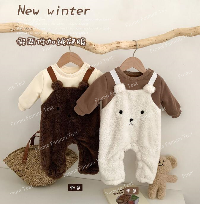 男の子と女の子の冬のベビーロンパース服ワンピースの暖かさかわいい超かわいい服外国風ロンパース