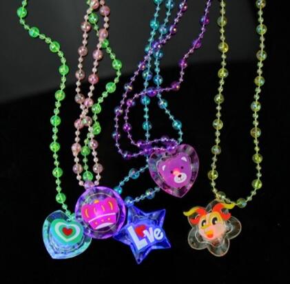 光るおもちゃ ネックレス おもちゃ 玩具 子供 子供会 お祭り 縁日