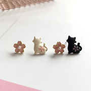 かわいい猫の花のイヤリング韓国のファッション非対称イヤリング ピアス S925ポスト