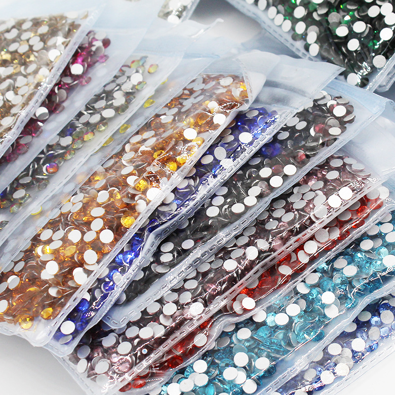 ss12・ss16 ガラスストーン デコ電 ネイルパーツ 高品質 ライン