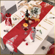 クリスマステーブルランナー 顔なしサンタ テーブルセンター 食卓 小物 装飾 雰囲気 デコレーション