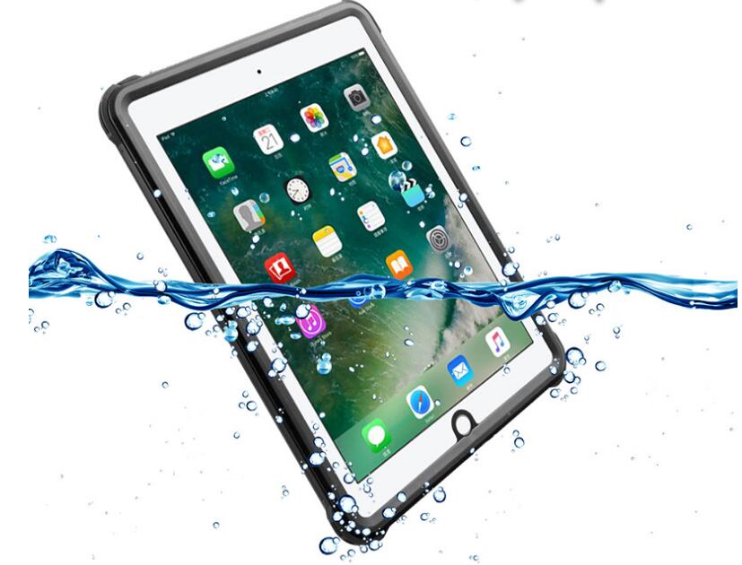 軽量 防水バッグ iPad 2017/2018 防水ケース ipad 9.7 首掛けストラップ付き 落下防止シェル