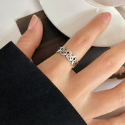 ウサギの指輪   韓国ファッション    かわいいウサギのリング  フリーサイズのリング うさぎのアクセサリー