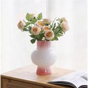激売れ 家の置物 テレビ台の置物 花器 デザインセンス ガラスの花瓶 水養花 リビング 生け花の花瓶