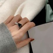 ハート型のリング フリーサイズのリング 韓国ファッション 黒いハート型 銀色 指輪