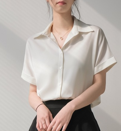 女夏新しい　半袖  シャツ  気質ファッション  リラックスフィット  シャツ