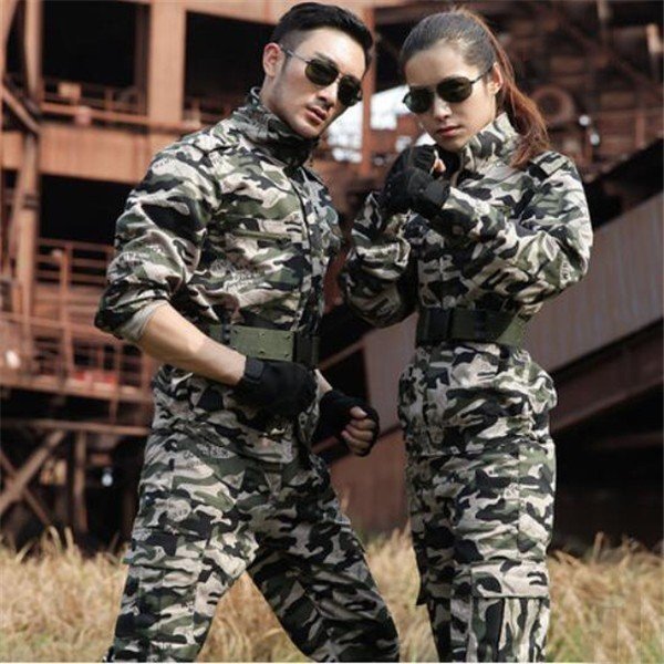 Amazon.co.jp: [GUN FREAK] (ガン フリーク) マルチカムブラック