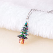クリスタルが輝くクリスマスツリーのペンダントネックレス クリスマスプレゼント ネックレス