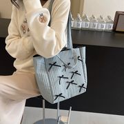 リボントートバッグ　かわいい　韓国ファッション　デザイン　バレエコア　軽量　3colors