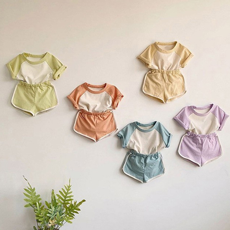 夏　ベビー服　カジュアル　セットアップ　半袖Ｔシャツ　ショートパンツ　男女兼用　2点セット　可愛い