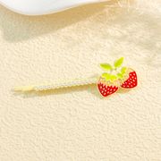 いちご ヘアピン 前髪クリップ  ファッショングッズ  手作りアクセサリー