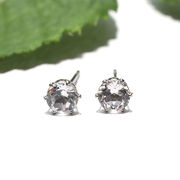 ピアス　ホワイトトパーズ　約4mm　突き刺し型　ステンレス　シルバー　日本製